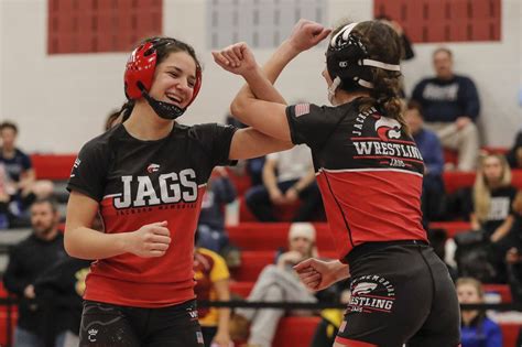 ava bonilla|Jackson Memorial girls wrestling makes statement, wins Lady